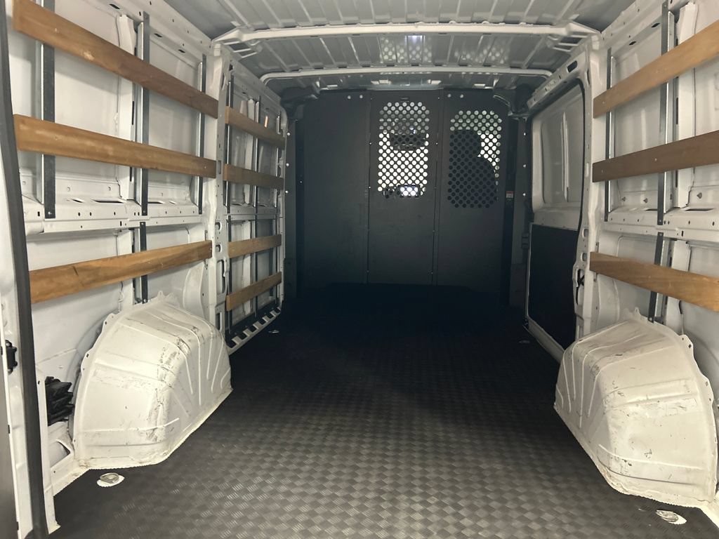 Used 2025 RAM ProMaster 2500 w/ U-Haul Equipment Group FWD image 22
