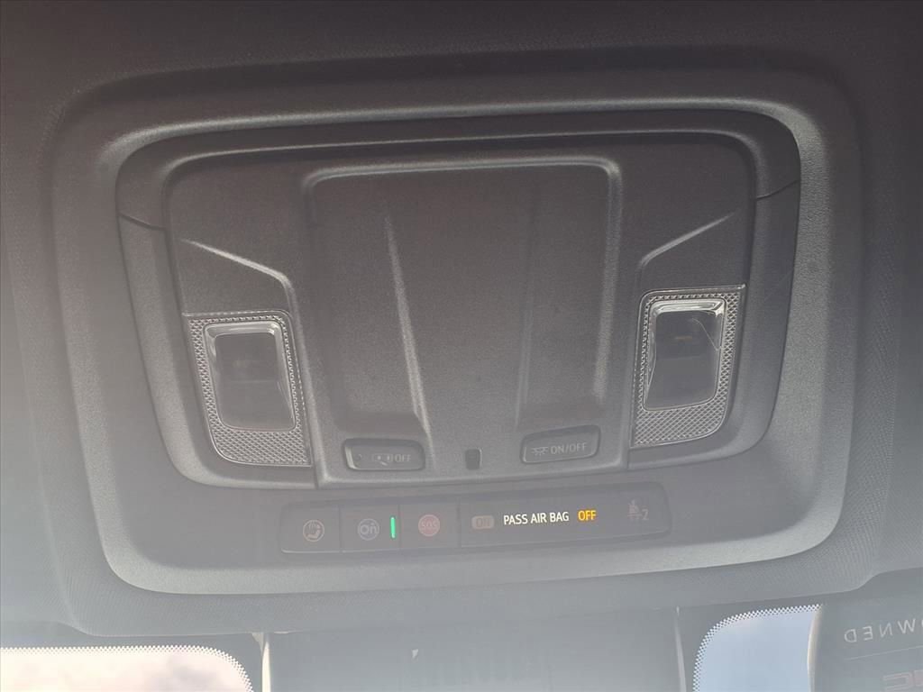Certified 2025 GMC Sierra 1500 AT4 AWD/4WD image 8