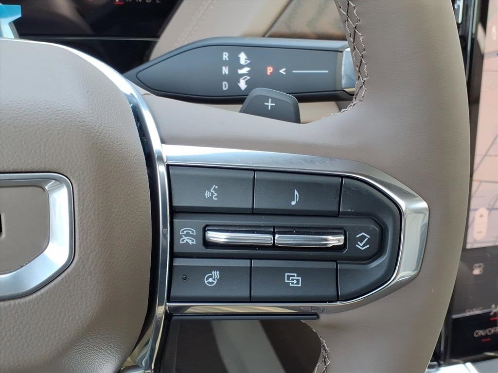 New 2026 GMC Yukon XL Denali w/ Denali Reserve Package image 26