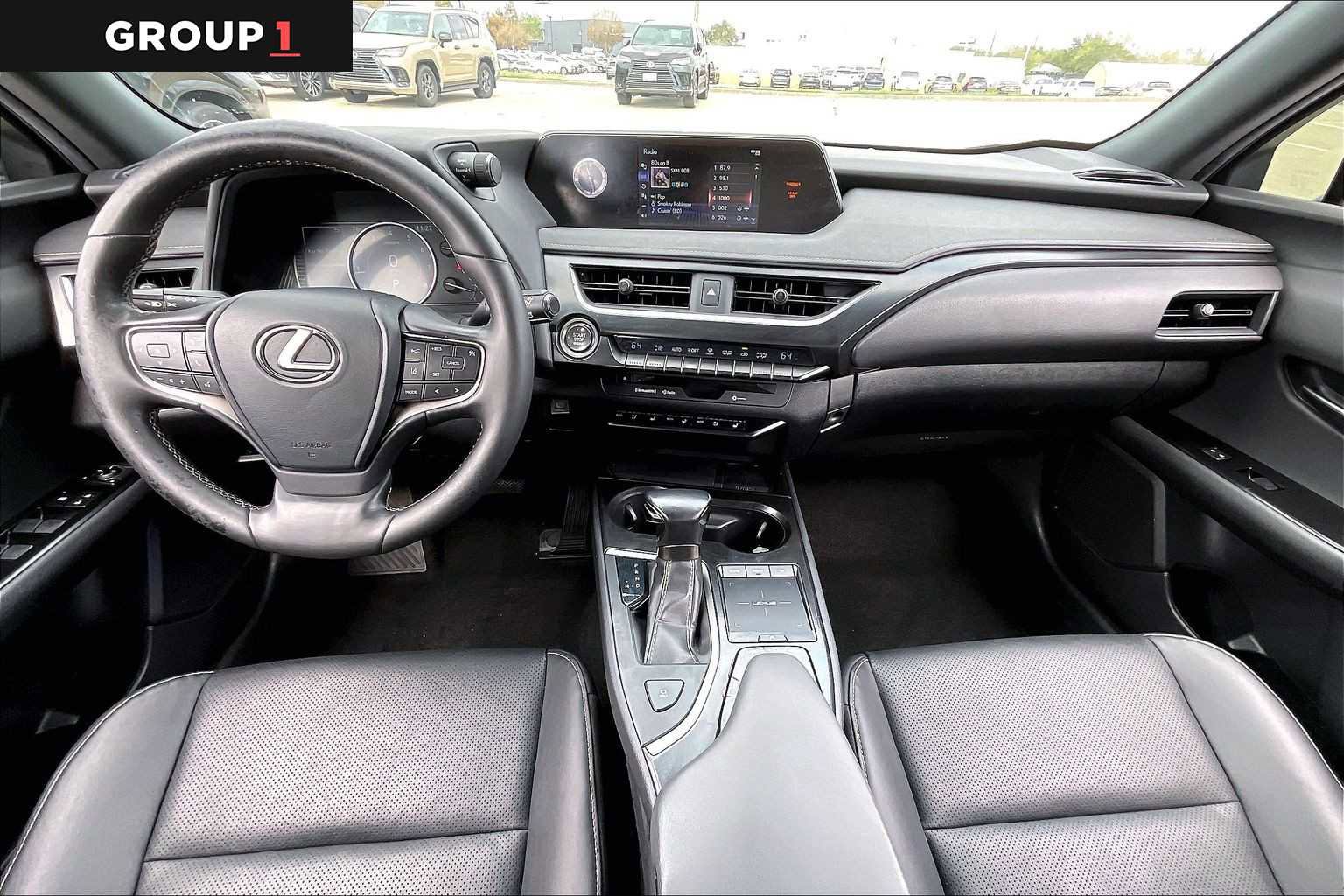 Used 2020 Lexus UX 200 w/ Premium Package image 13