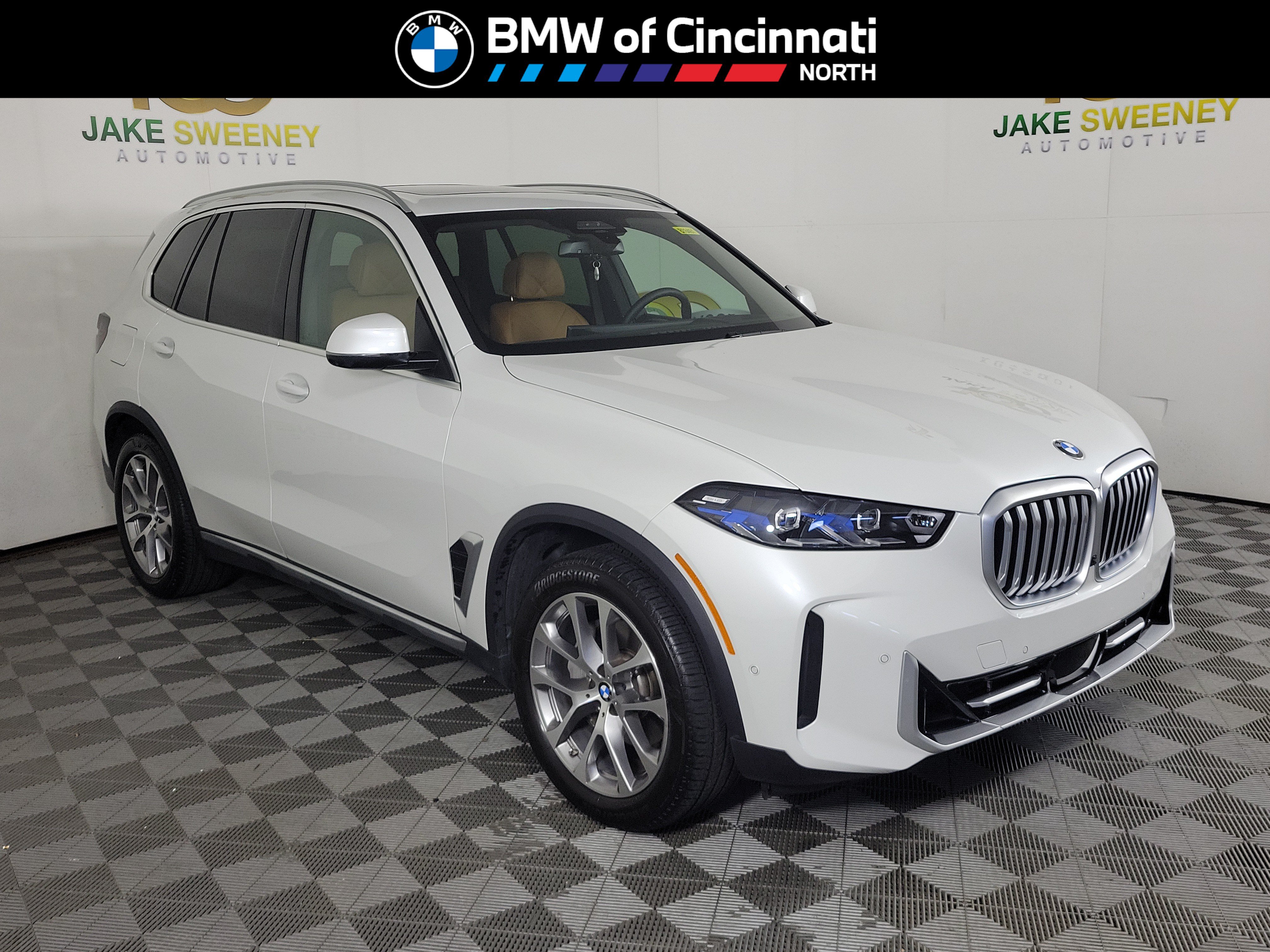 Certified 2026 BMW X5 xDrive40i AWD/4WD image 1