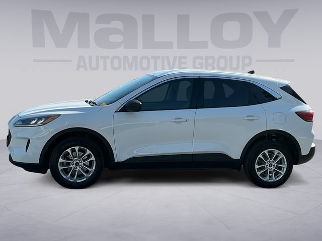 Certified 2022 Ford Escape SE AWD/4WD image 2