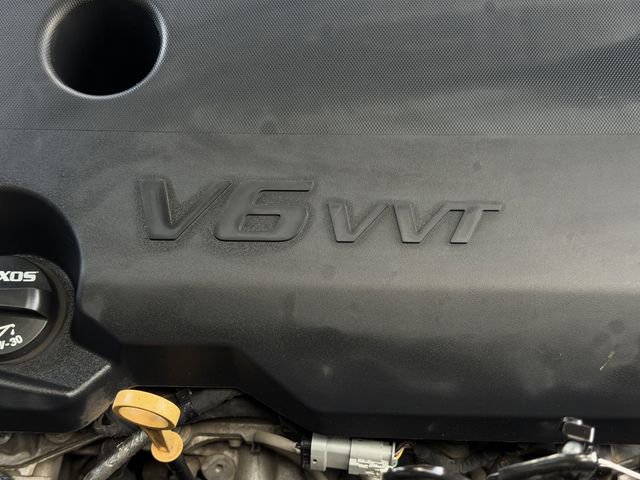 Used 2020 Chevrolet Traverse RS FWD image 36