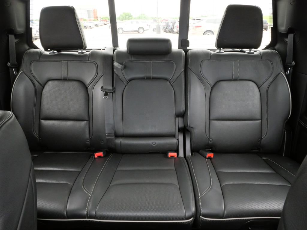 Used 2019 RAM 1500 Limited w/ Advanced Safety Group AWD/4WD image 19