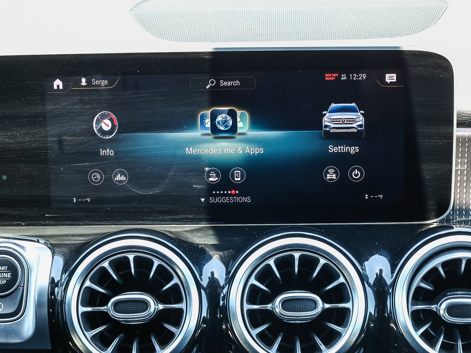 Used 2021 Mercedes-Benz GLB 250 w/ Premium Package image 15