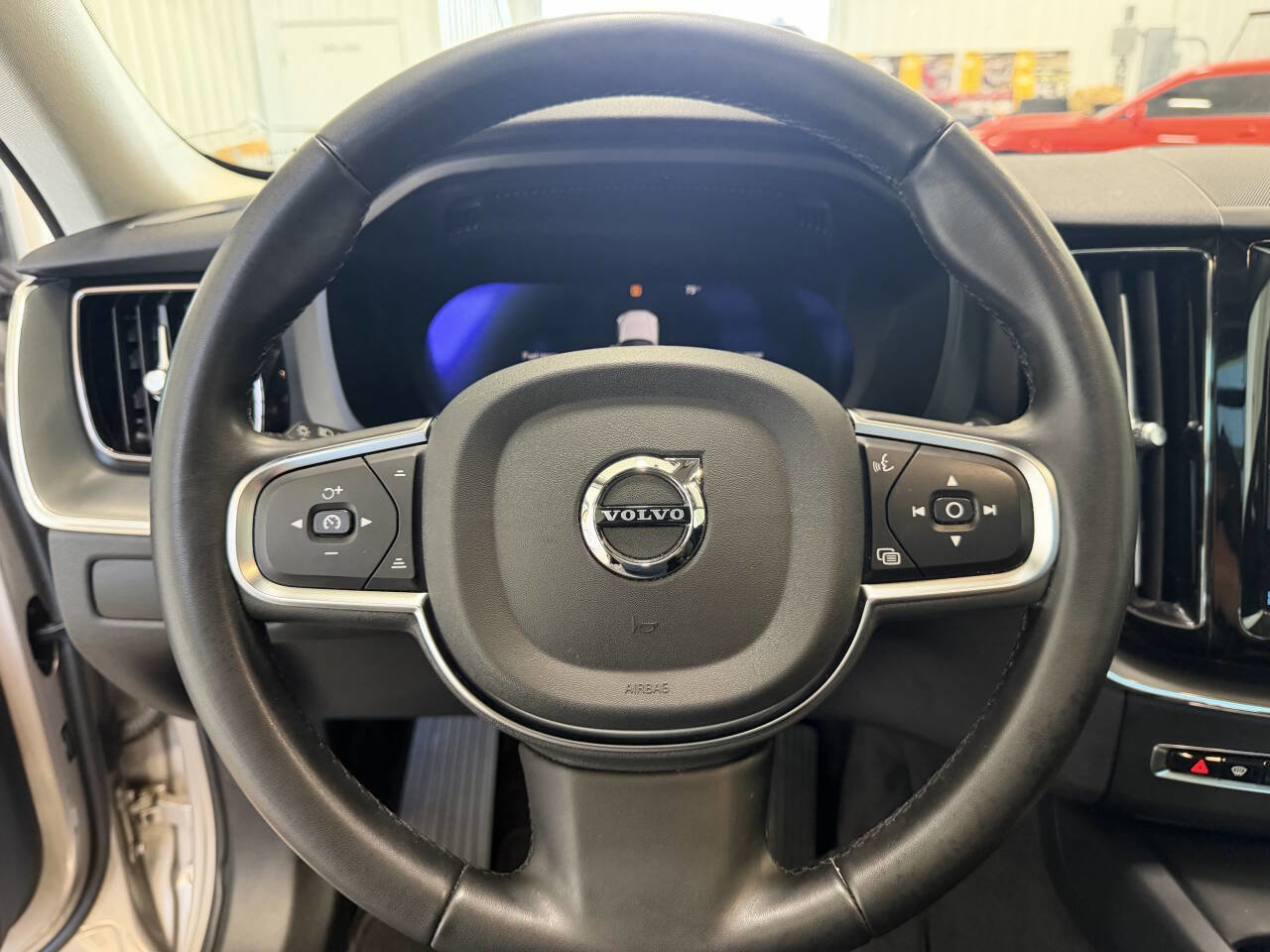 Used 2024 Volvo XC60 T8 Core AWD/4WD image 17