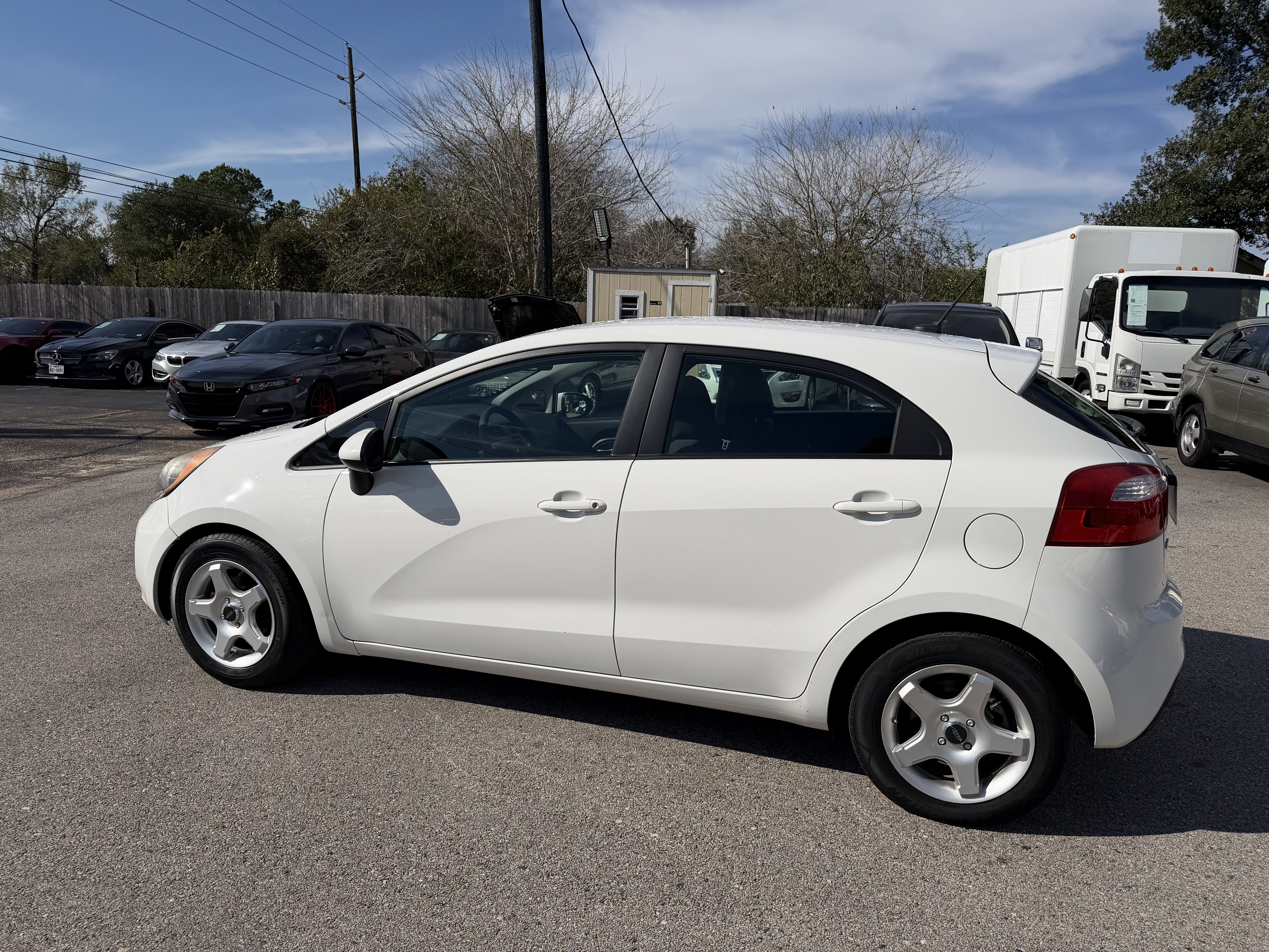 Used 2012 Kia Rio LX image 10