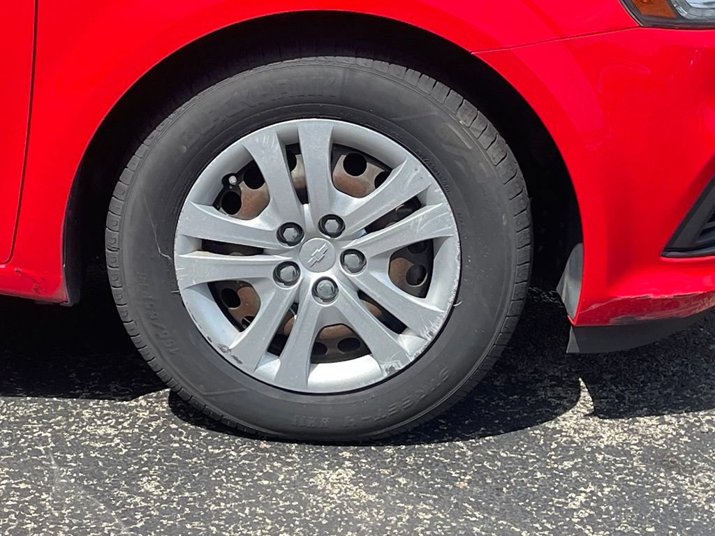 Certified 2017 Chevrolet Sonic LS FWD image 9