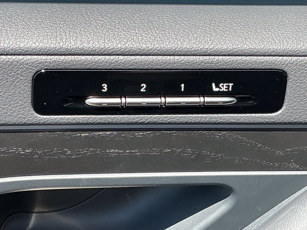 New 2026 Lexus LX 700h Luxury w/ Appearance Package AWD/4WD image 11