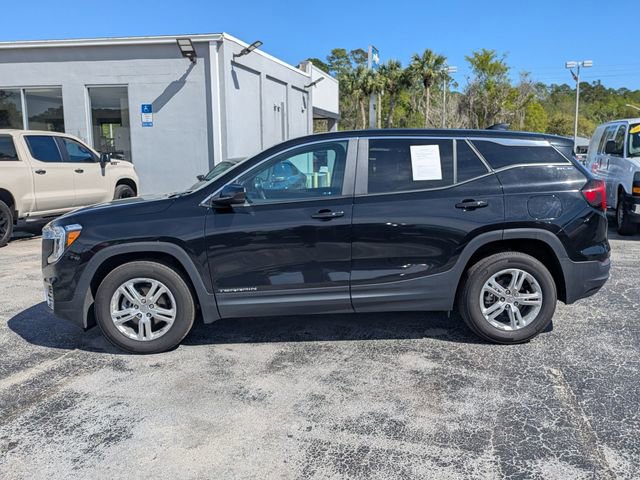 Used 2024 GMC Terrain SLE image 4
