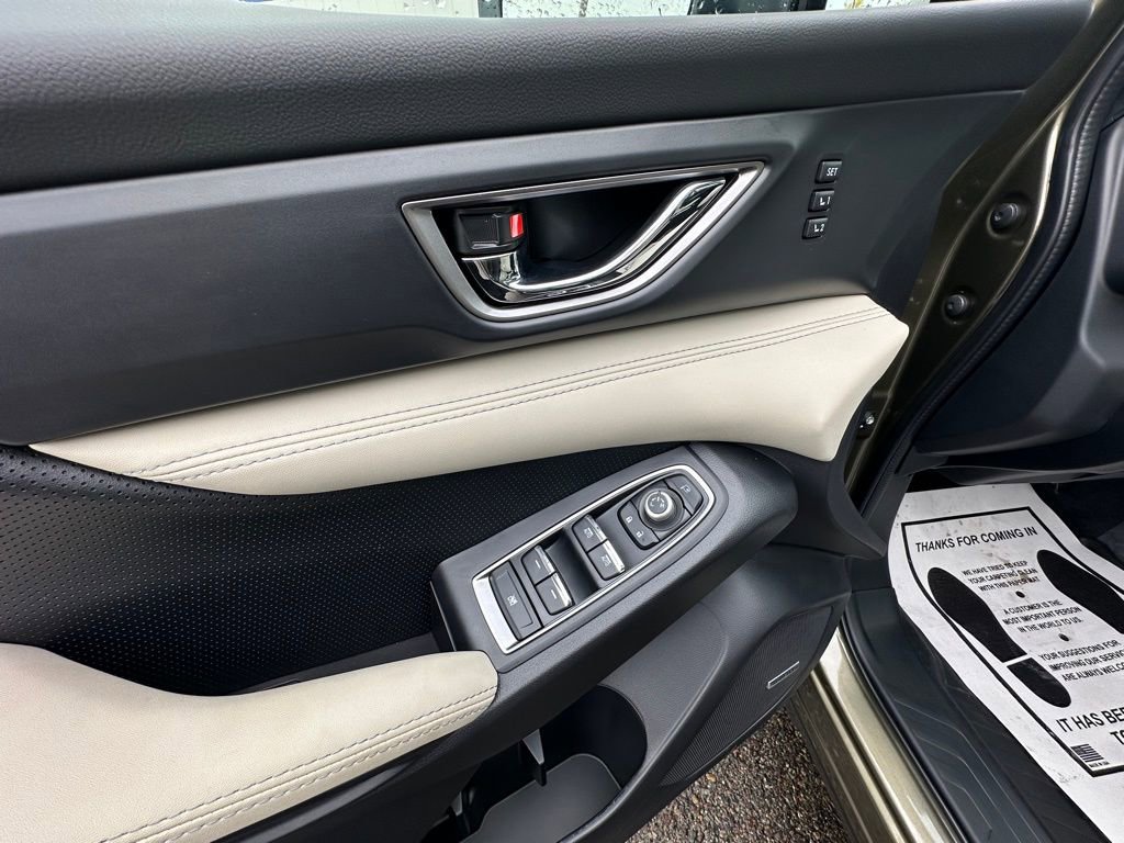 New 2025 Subaru Ascent Limited image 11