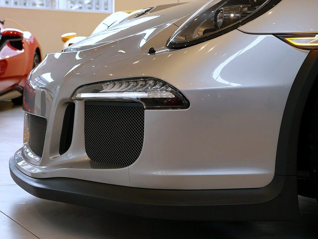 Used 2016 Porsche 911 GT3 RS image 40