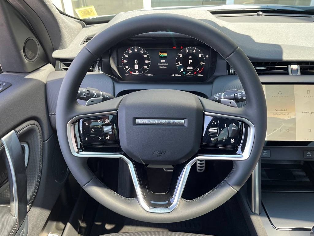 Used 2026 Land Rover Discovery Sport Landmark AWD/4WD image 34