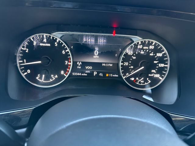 Used 2022 Nissan Pathfinder SV AWD/4WD image 14