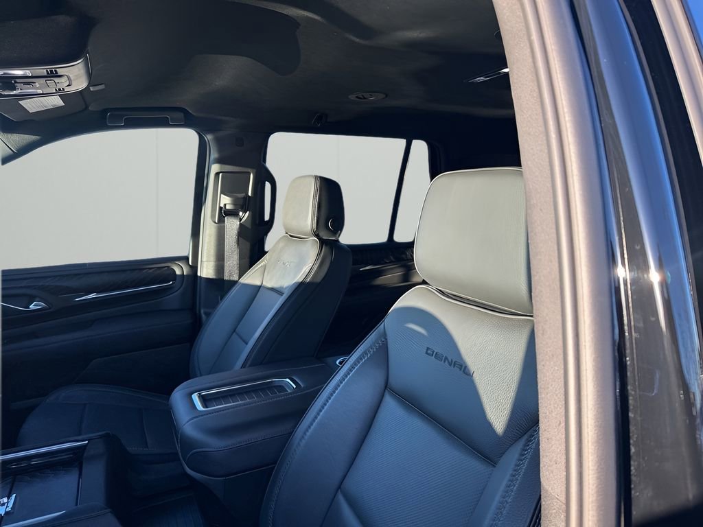 Used 2024 GMC Yukon Denali w/ Max Trailering Package image 26