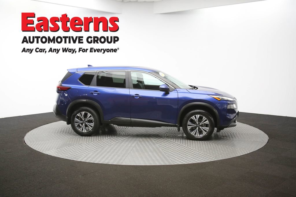 Used 2022 Nissan Rogue SV image 44