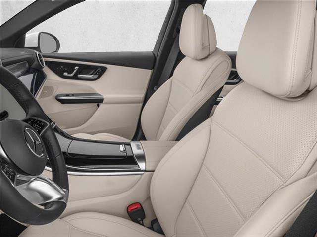Certified 2026 Mercedes-Benz GLC 300 image 6