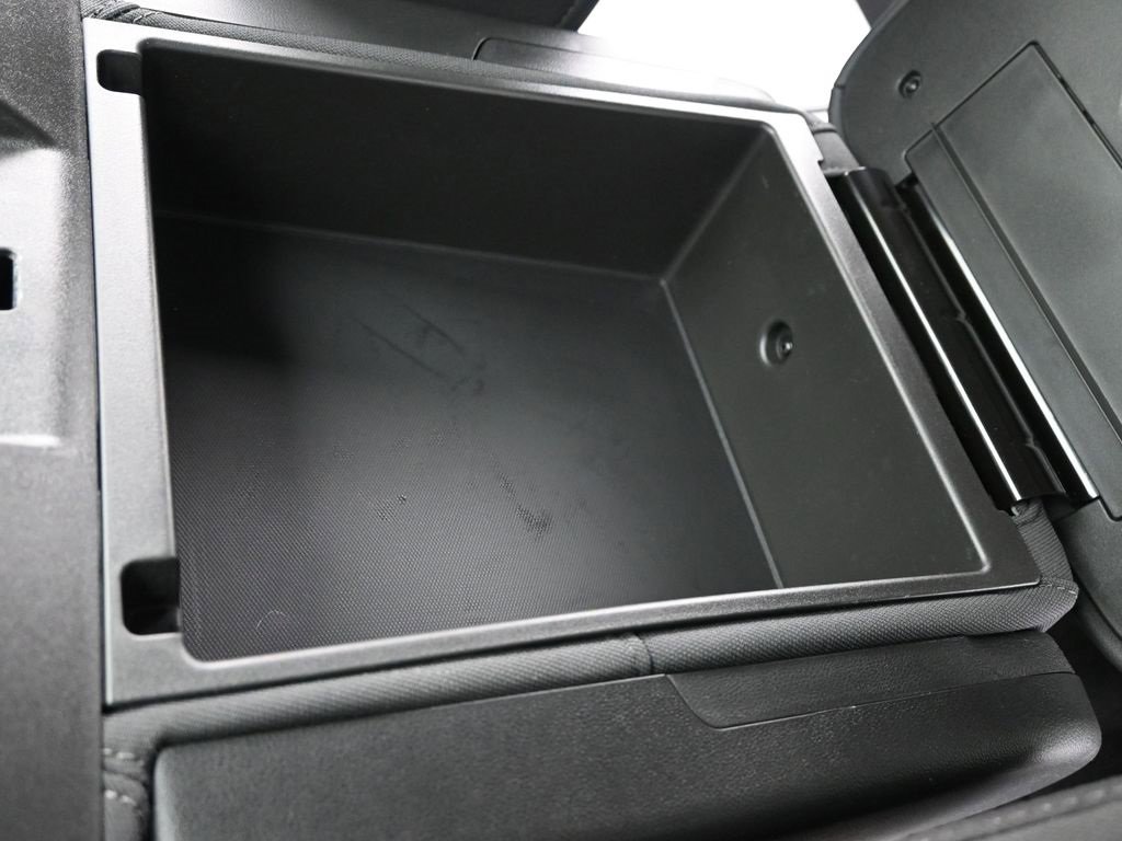 Used 2023 Chevrolet Silverado 1500 LT image 30