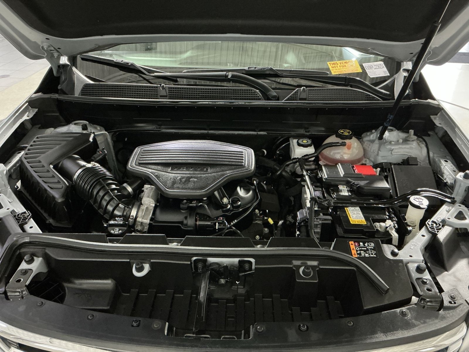 Used 2020 GMC Acadia SLT w/ Driver Alert Package II FWD image 30