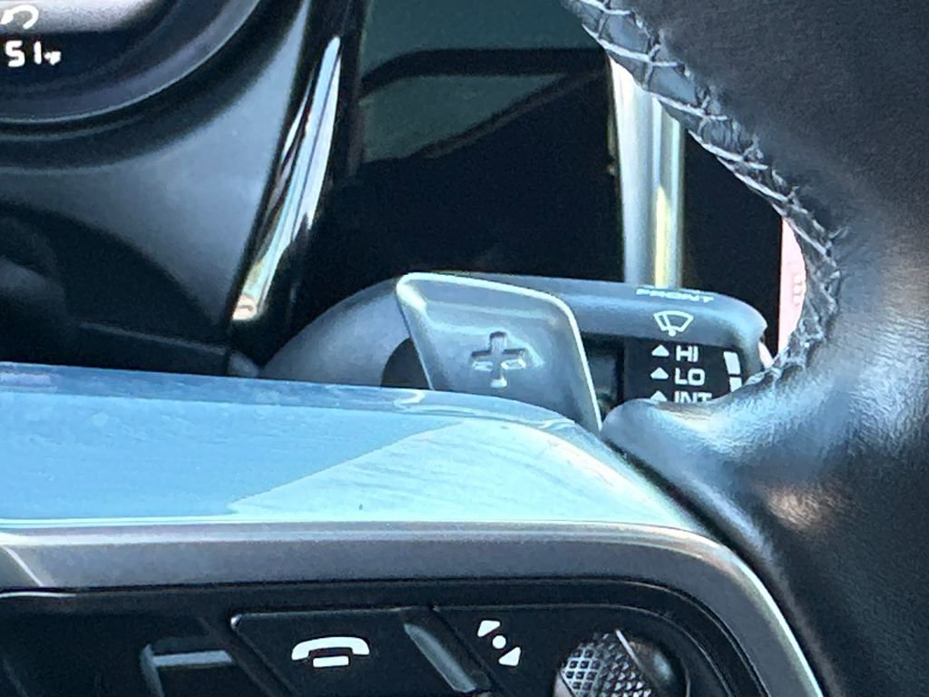 Used 2021 Porsche Macan S image 34