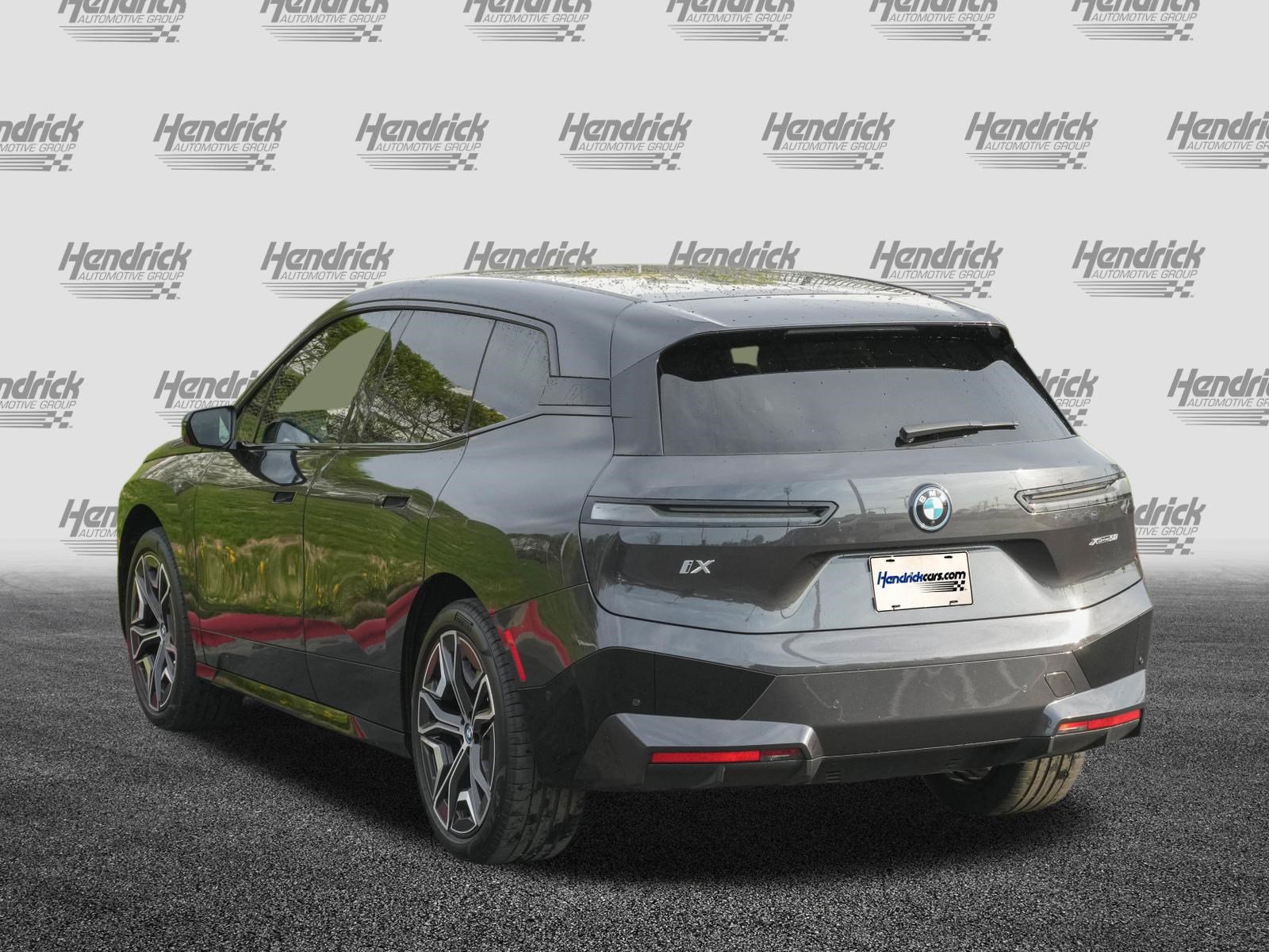 Certified 2024 BMW iX xDrive50 w/ Premium Package image 7