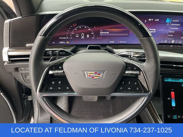 Certified 2025 Cadillac Escalade Luxury w/ LPO, Floor Liner Package AWD/4WD image 11