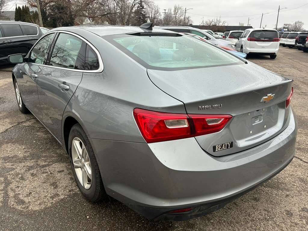 Used 2023 Chevrolet Malibu LS image 8