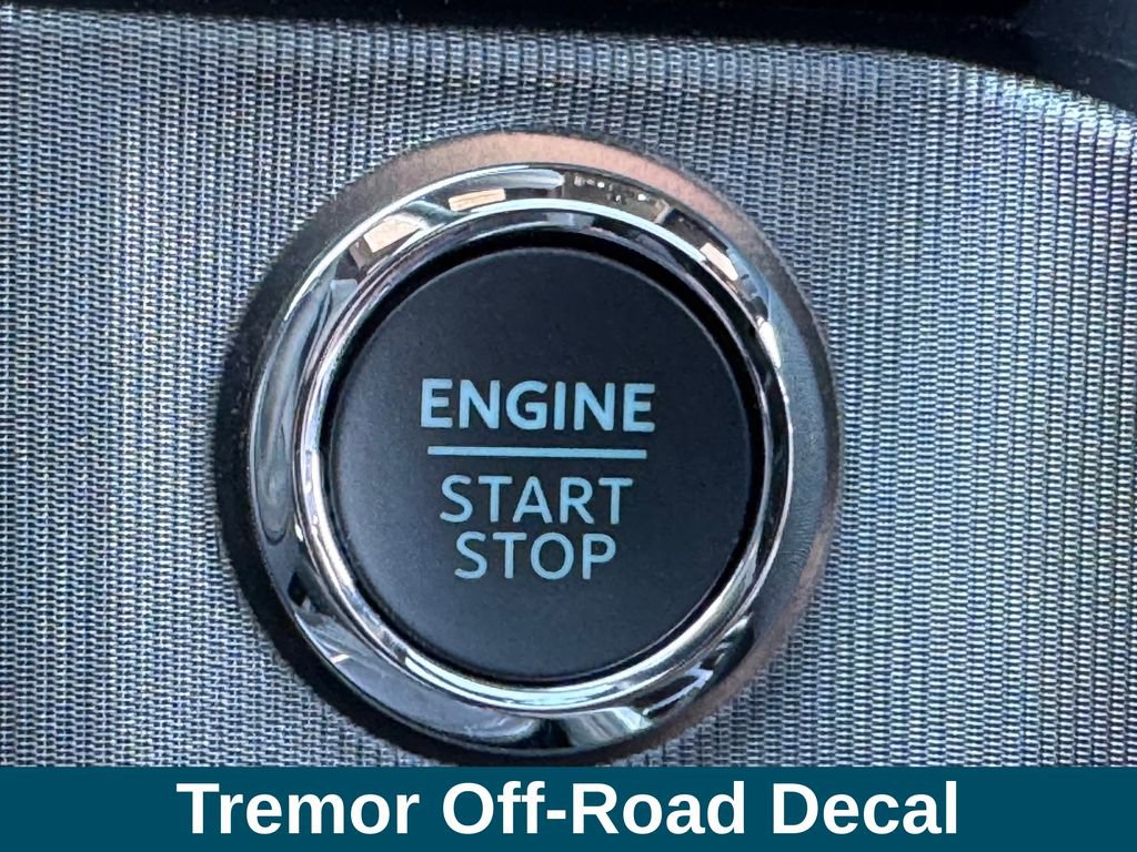 Used 2024 Ford F350 Platinum w/ Tremor Off-Road Package image 16