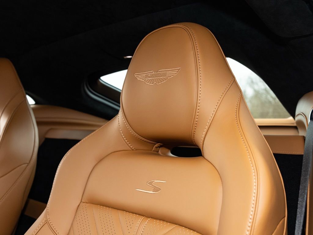 New 2026 Aston Martin V8 Vantage S image 27