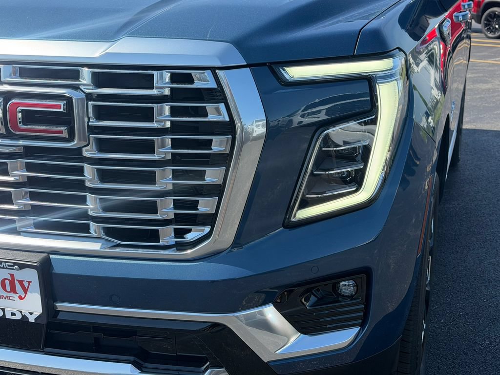 New 2026 GMC Yukon XL Denali w/ Denali Reserve Package AWD/4WD image 26