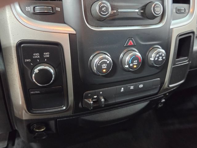 Used 2017 RAM 2500 SLT AWD/4WD image 23