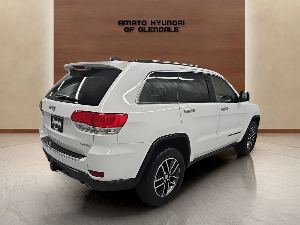 Used 2018 Jeep Grand Cherokee Limited w/ Trailer Tow Group IV AWD/4WD image 6