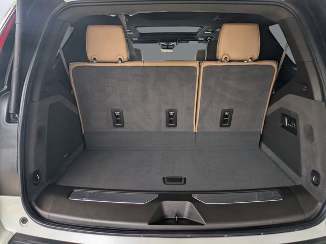 Used 2023 Cadillac Escalade Premium Luxury w/ Performance Package image 12