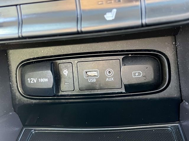 Used 2020 Hyundai Santa Fe SEL w/ Convenience + Premium Package AWD/4WD image 33