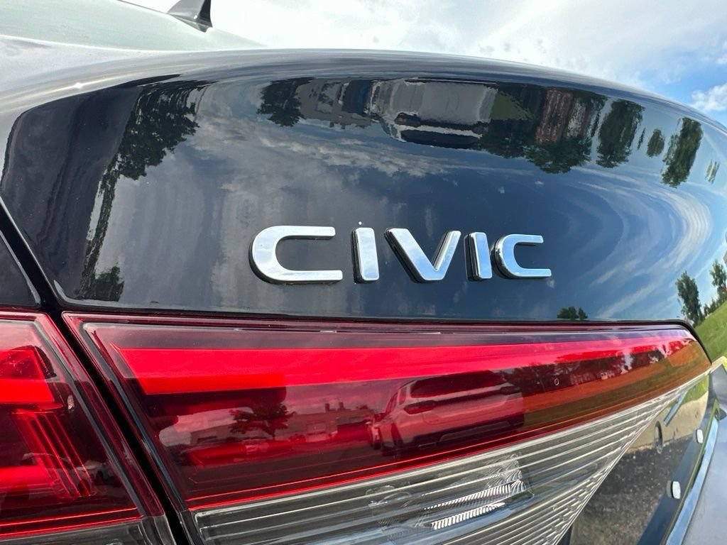 Certified 2024 Honda Civic Touring image 8