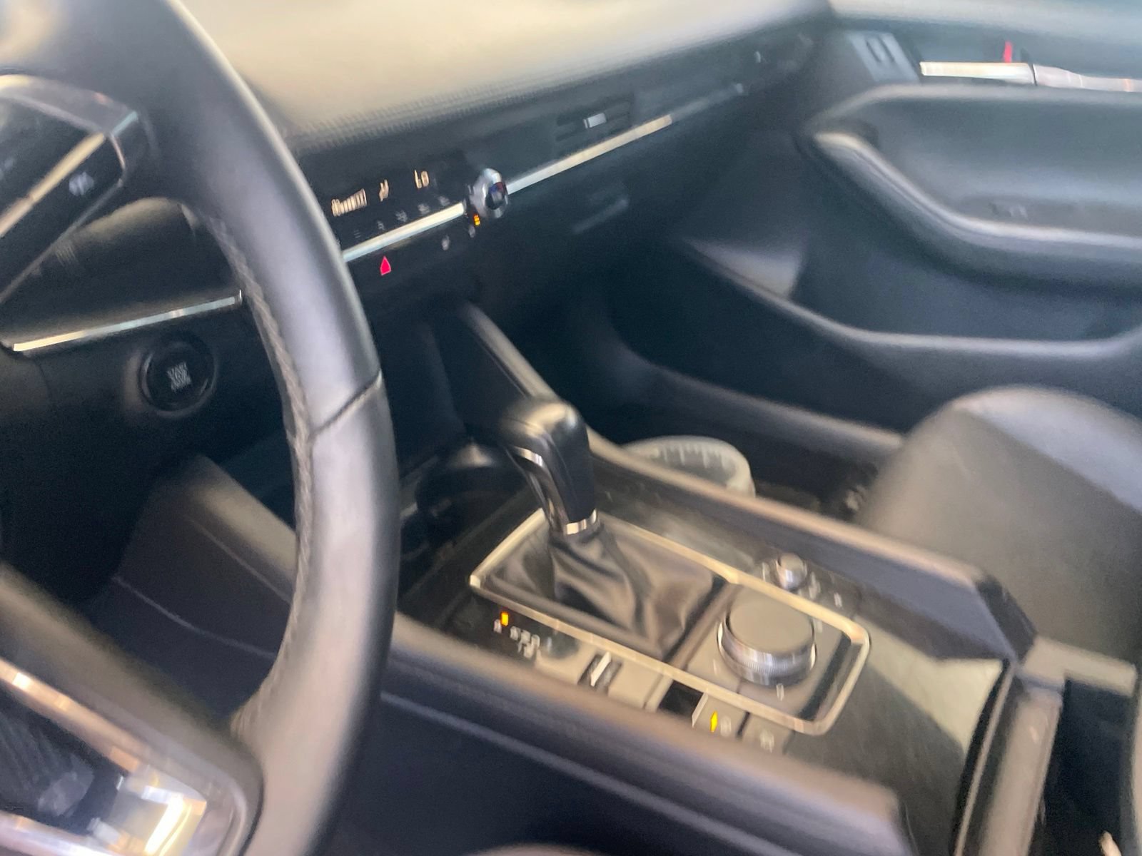 Used 2025 MAZDA MAZDA3 s FWD image 21