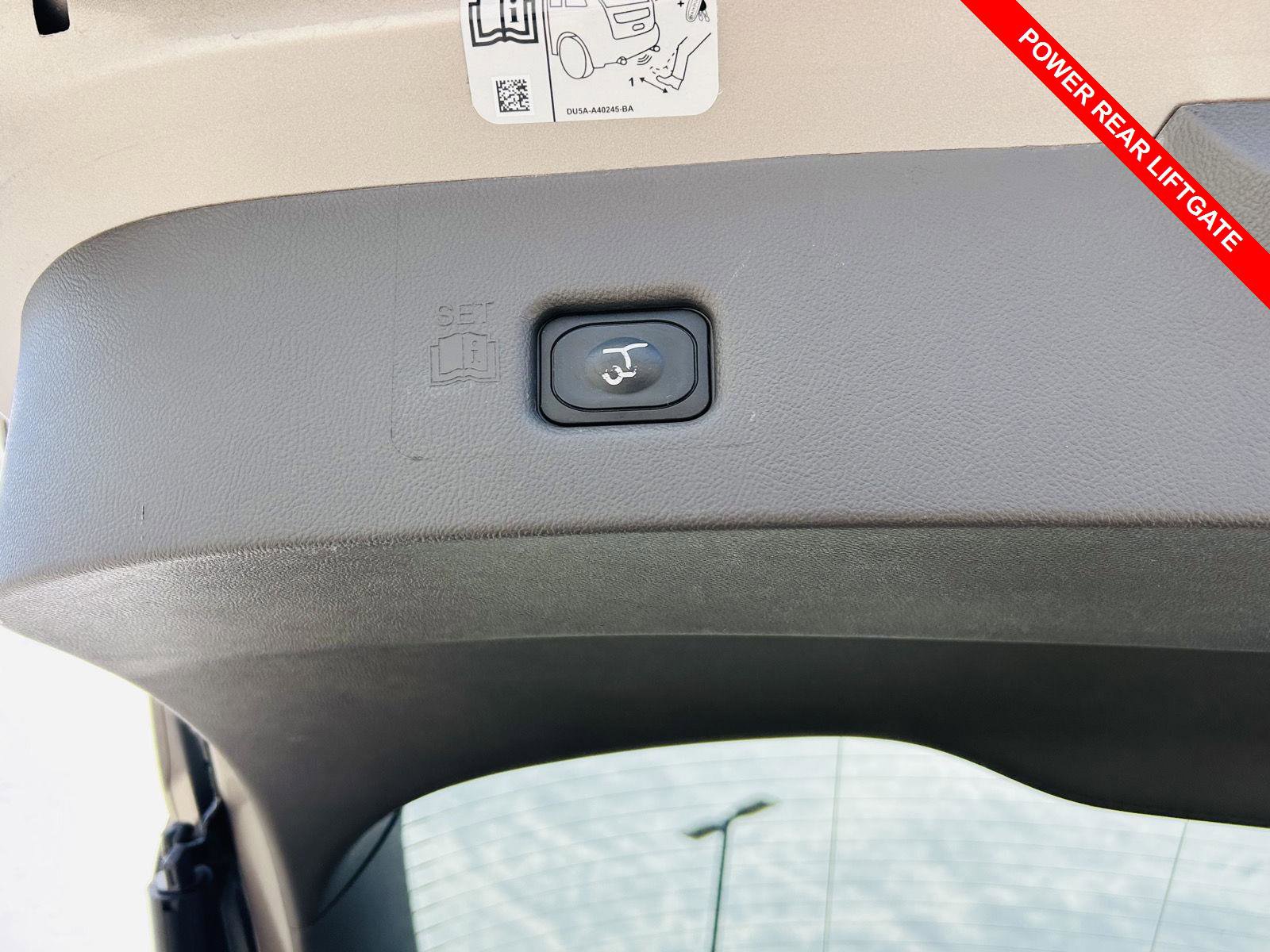 Used 2018 Lincoln MKX Select w/ Select Plus Package image 12