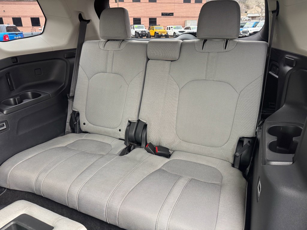 Used 2024 Honda Pilot LX image 17