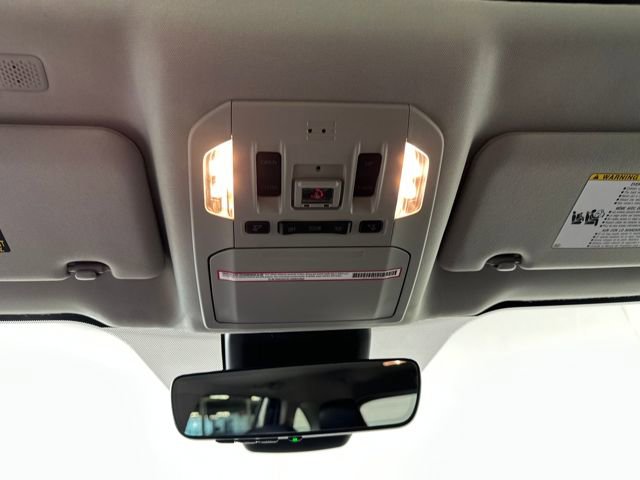 Used 2022 Toyota Highlander XLE image 23