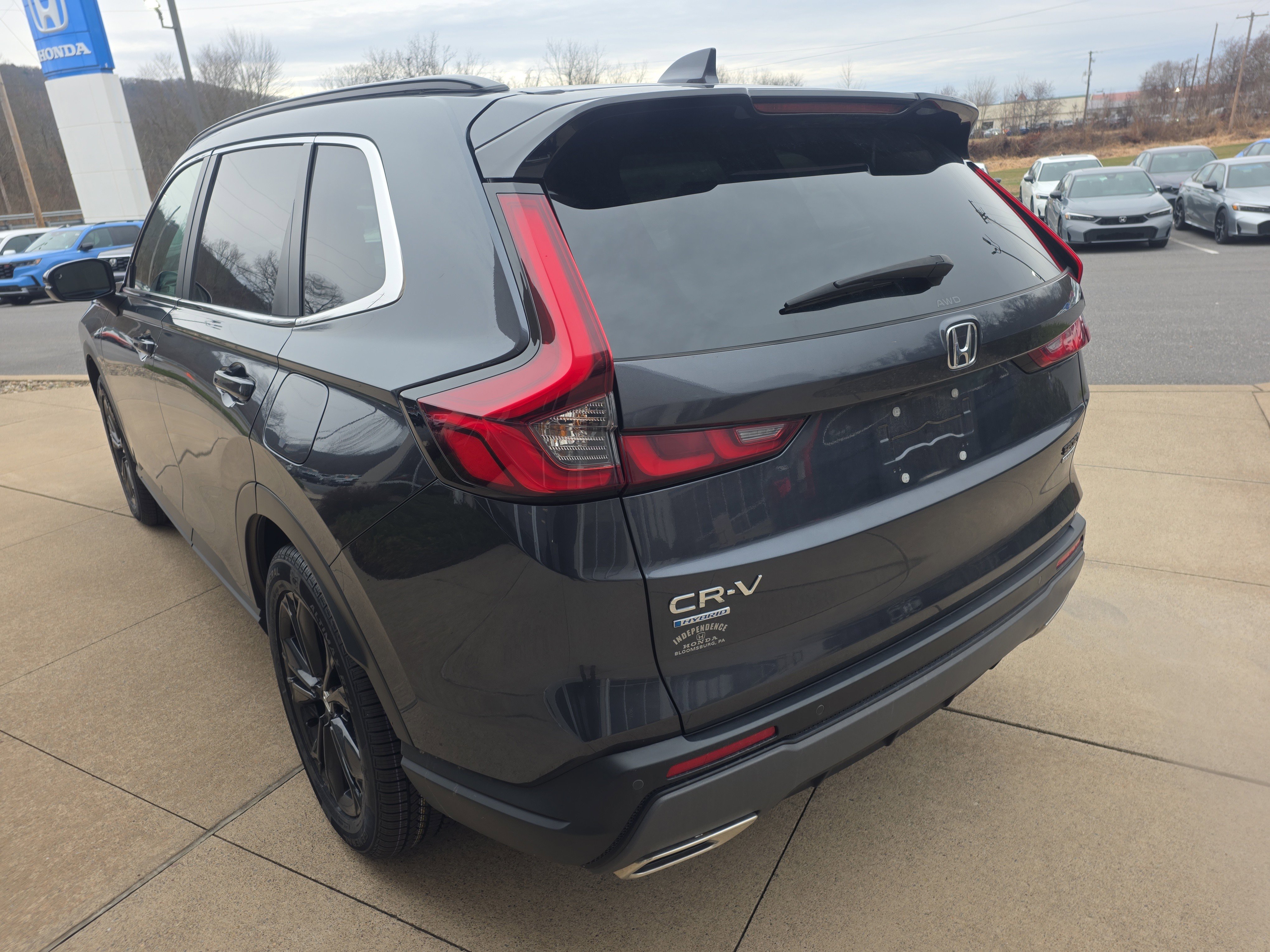 Used 2023 Honda CR-V Sport Touring image 7