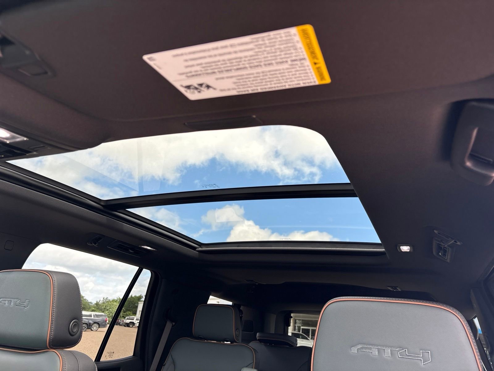 New 2026 GMC Yukon AT4 w/ AT4 Premium Package AWD/4WD image 11