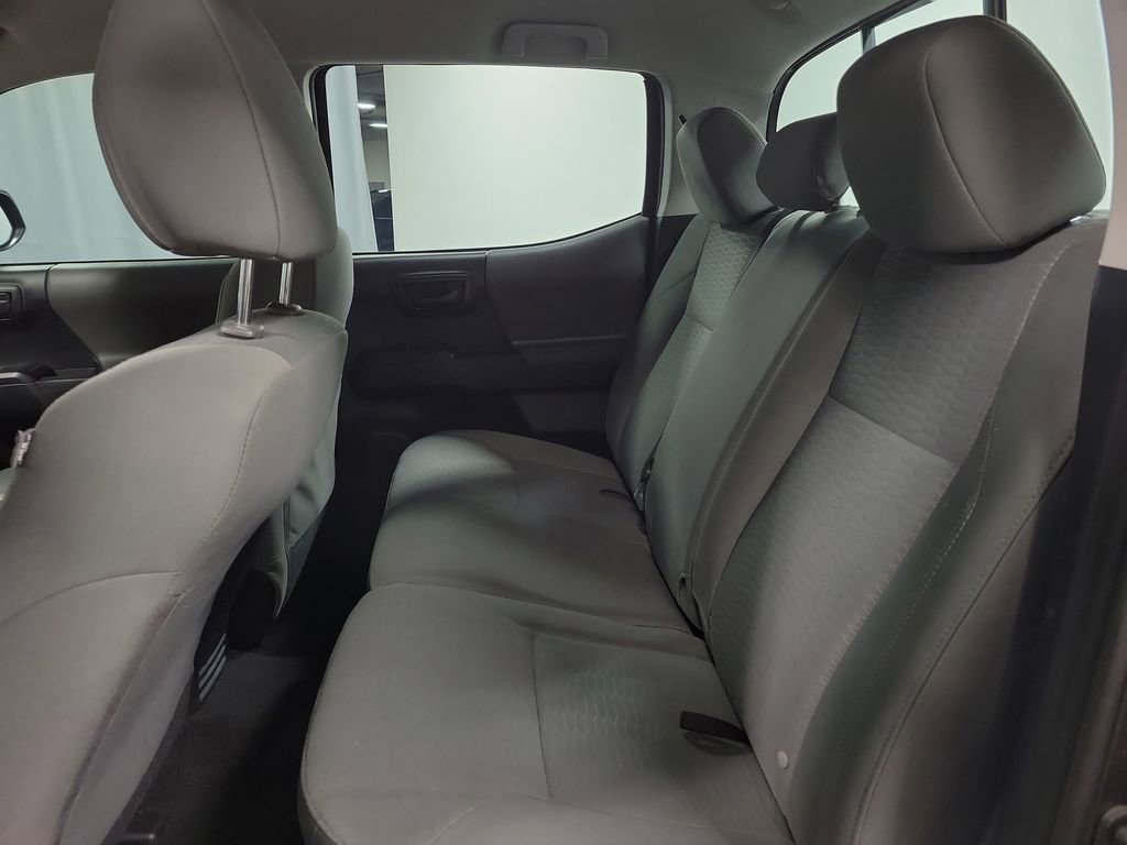 Used 2018 Toyota Tacoma SR image 20