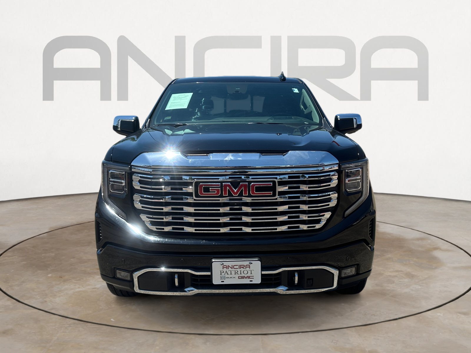 Used 2023 GMC Sierra 1500 Denali w/ Denali Reserve Package AWD/4WD image 5