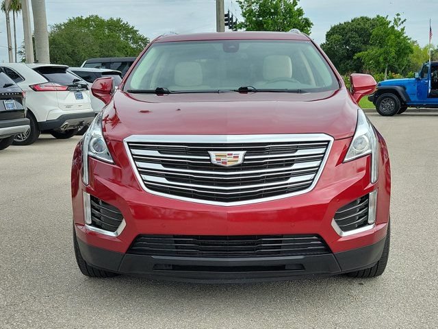 Used 2019 Cadillac XT5 Luxury FWD image 2