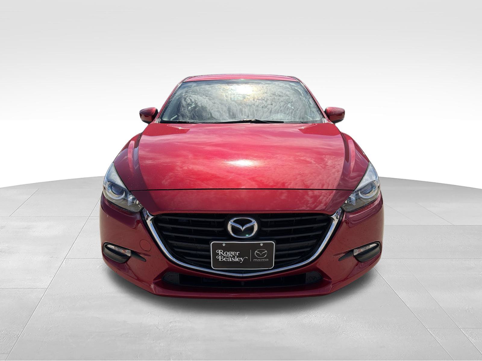 Used 2018 MAZDA MAZDA3 Touring FWD image 2