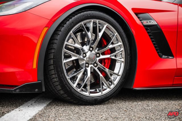 Used 2015 Chevrolet Corvette Z06 w/ 2LZ Preferred Equipment Group image 50