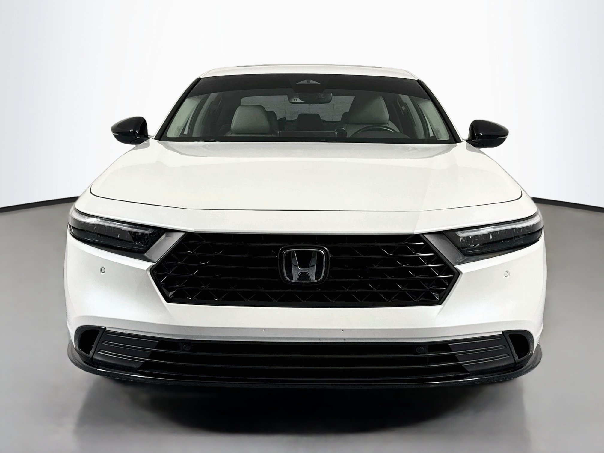 Used 2024 Honda Accord EX-L image 2