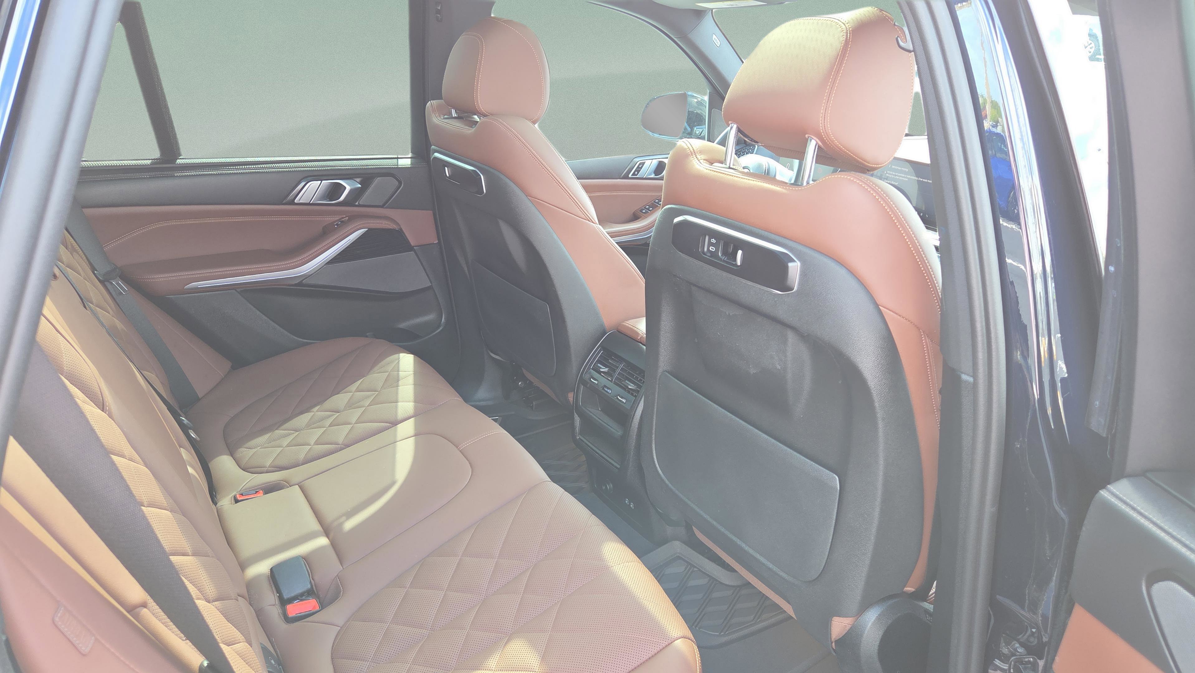 Certified 2025 BMW X5 sDrive40i w/ Executive Package image 19