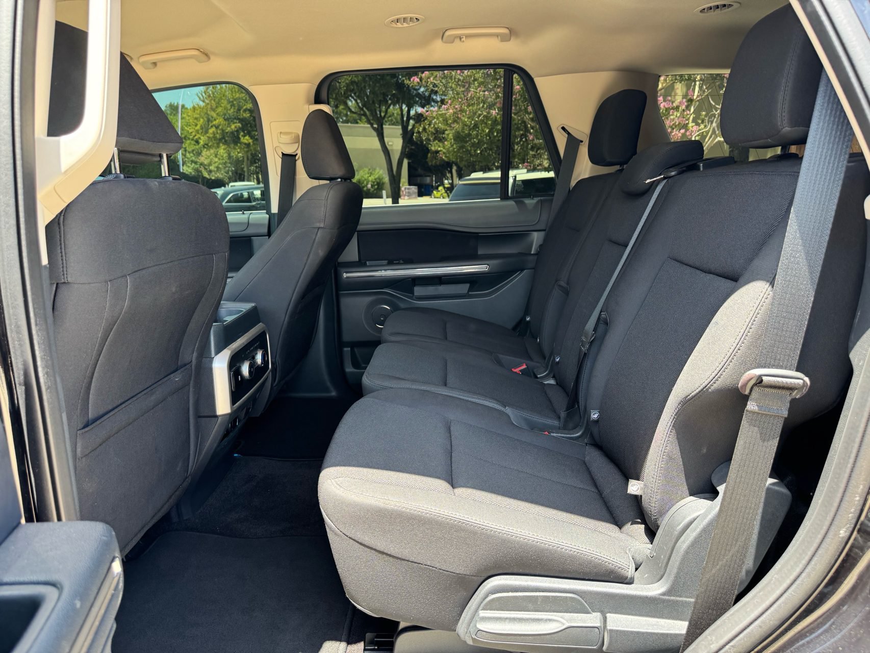 Used 2022 Ford Expedition XL AWD/4WD image 6