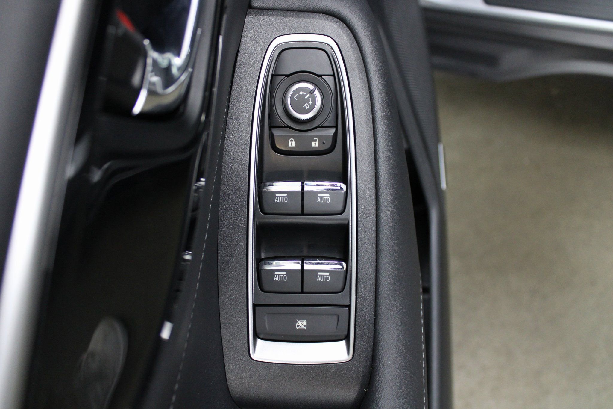 Used 2022 Subaru Outback Limited w/ Popular Package #2 image 12